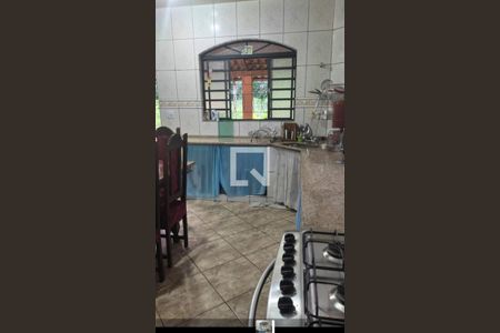 Casa à venda com 360m², 4 quartos e 6 vagas Casa à venda com 360m², 4 quartos e 6 vagasCozinha