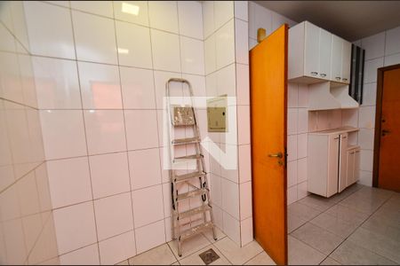 Apartamento à venda com 150m², 4 quartos e 2 vagasArea serviço