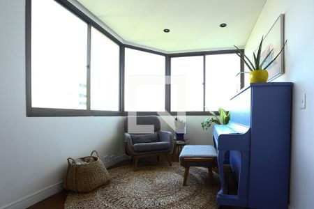 Apartamento à venda com 300m², 4 quartos e 4 vagas Apartamento à venda com 300m², 4 quartos e 4 vagassala 5