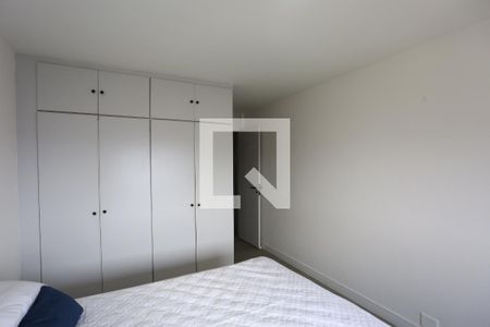 Apartamento à venda com 300m², 4 quartos e 4 vagas Apartamento à venda com 300m², 4 quartos e 4 vagassuíte 2