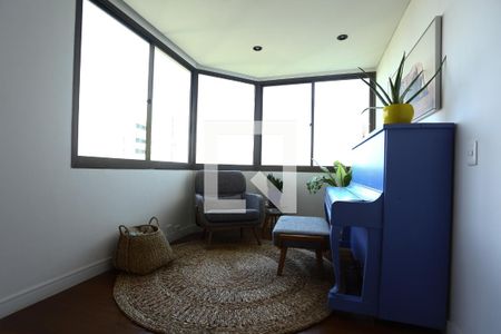 Apartamento à venda com 300m², 4 quartos e 4 vagas Apartamento à venda com 300m², 4 quartos e 4 vagassala 5