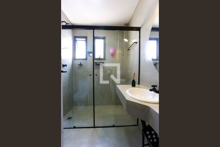 Apartamento à venda com 300m², 4 quartos e 4 vagas Apartamento à venda com 300m², 4 quartos e 4 vagasBanheiro da Suíte 3