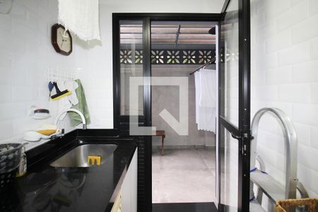 Casa à venda com 250m², 4 quartos e 3 vagasÁrea de Serviço