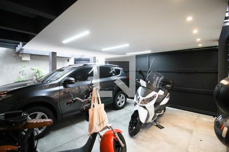 Casa à venda com 250m², 4 quartos e 3 vagasGaragem
