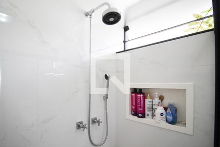 Casa à venda com 250m², 4 quartos e 3 vagasBanheiro da Suíte 1