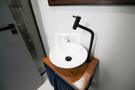 Casa à venda com 250m², 4 quartos e 3 vagasBanheiro de serviço