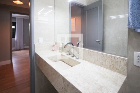 Casa à venda com 250m², 4 quartos e 3 vagasBanheiro