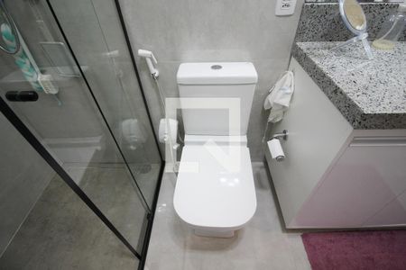 Casa à venda com 250m², 4 quartos e 3 vagasBanheiro da Suíte 2