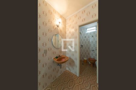 Casa de condomínio à venda com 550m², 5 quartos e 6 vagas Casa de condomínio à venda com 550m², 5 quartos e 6 vagasGaragem - Banheiro