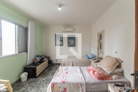 Casa de condomínio à venda com 550m², 5 quartos e 6 vagas Casa de condomínio à venda com 550m², 5 quartos e 6 vagasSuíte 2