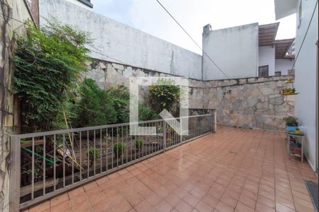Casa de condomínio à venda com 550m², 5 quartos e 6 vagas Casa de condomínio à venda com 550m², 5 quartos e 6 vagasQuintal