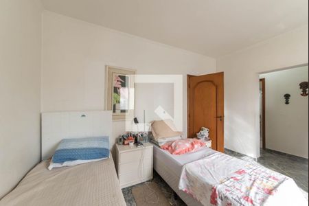 Casa de condomínio à venda com 550m², 5 quartos e 6 vagas Casa de condomínio à venda com 550m², 5 quartos e 6 vagasSuíte 2