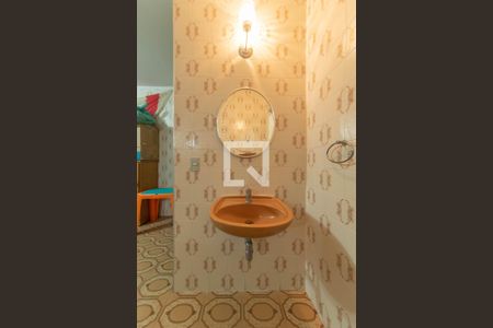 Casa de condomínio à venda com 550m², 5 quartos e 6 vagas Casa de condomínio à venda com 550m², 5 quartos e 6 vagasGaragem - Banheiro