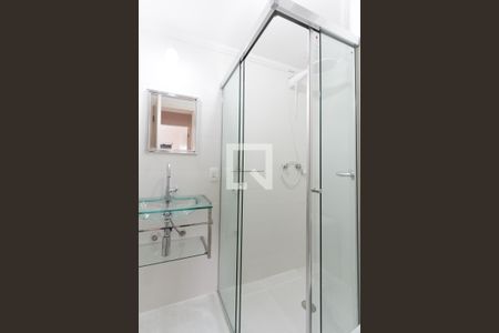 Banheiro de apartamento à venda com 2 quartos, 71m² em Vila Nova Conceição, São Paulo