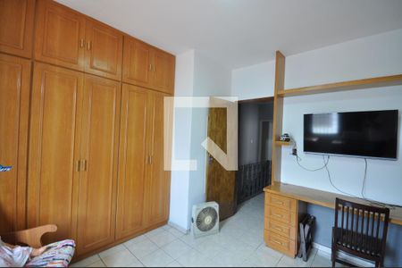 Casa à venda com 157m², 3 quartos e 2 vagasQuarto 3