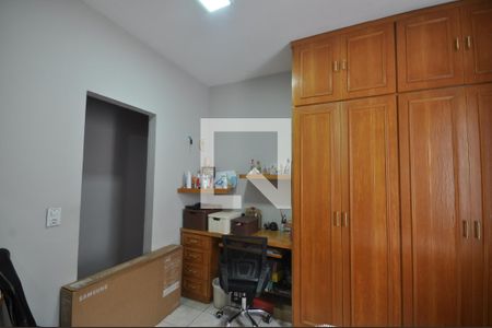 Casa à venda com 157m², 3 quartos e 2 vagasQuarto 2