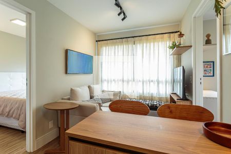 Sala de apartamento para alugar com 2 quartos, 39m² em Indianópolis, São Paulo