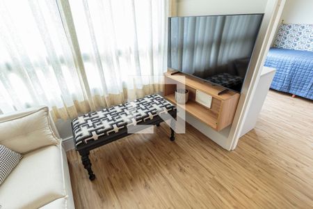 Sala de apartamento para alugar com 2 quartos, 39m² em Indianópolis, São Paulo