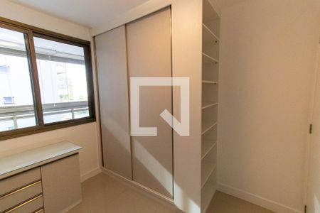 Apartamento à venda com 119m², 3 quartos e 2 vagas Apartamento à venda com 119m², 3 quartos e 2 vagasQuarto