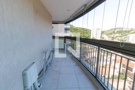 Apartamento à venda com 119m², 3 quartos e 2 vagas Apartamento à venda com 119m², 3 quartos e 2 vagasVaranda da Suíte 1