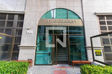 Apartamento à venda com 119m², 3 quartos e 2 vagas Apartamento à venda com 119m², 3 quartos e 2 vagasFachada