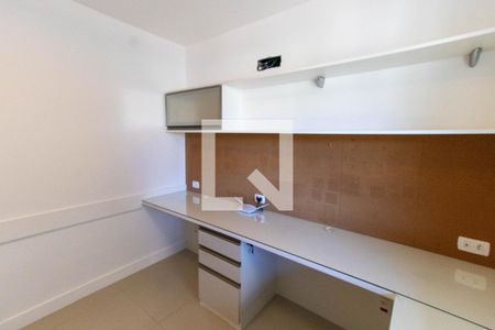 Apartamento à venda com 119m², 3 quartos e 2 vagas Apartamento à venda com 119m², 3 quartos e 2 vagasQuarto