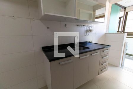 Apartamento à venda com 119m², 3 quartos e 2 vagas Apartamento à venda com 119m², 3 quartos e 2 vagasCozinha