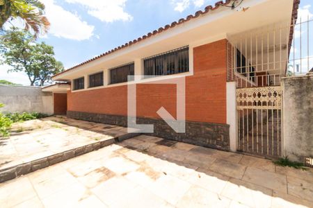 Casa à venda com 357m², 4 quartos e 8 vagasGaragem