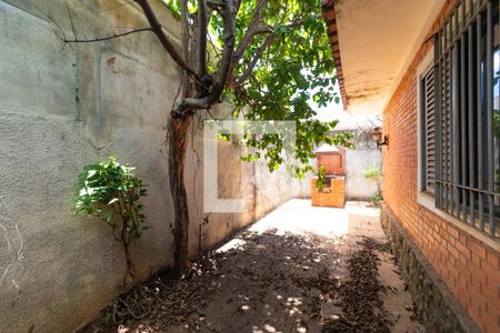 Casa à venda com 357m², 4 quartos e 8 vagasQuintal