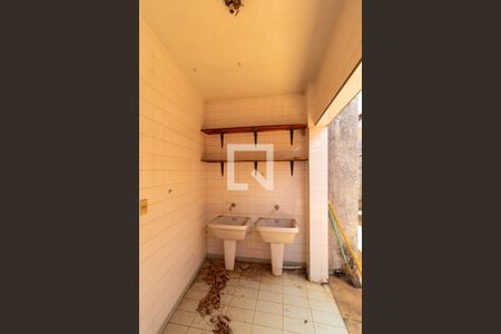 Casa à venda com 357m², 4 quartos e 8 vagasÁrea de Serviço