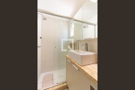 Apartamento à venda com 78m², 2 quartos e 1 vaga Apartamento à venda com 78m², 2 quartos e 1 vagaBanheiro