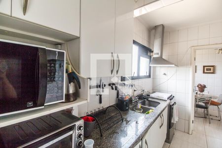 Apartamento à venda com 202m², 4 quartos e 3 vagas Apartamento à venda com 202m², 4 quartos e 3 vagasCozinha
