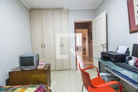 Apartamento à venda com 202m², 4 quartos e 3 vagas Apartamento à venda com 202m², 4 quartos e 3 vagasQuarto 3