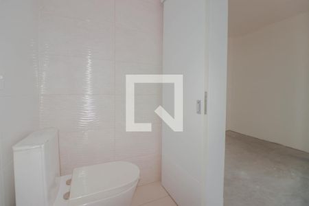 Apartamento à venda com 145m², 3 quartos e 3 vagas Apartamento à venda com 145m², 3 quartos e 3 vagasBanheiro da Suíte 2