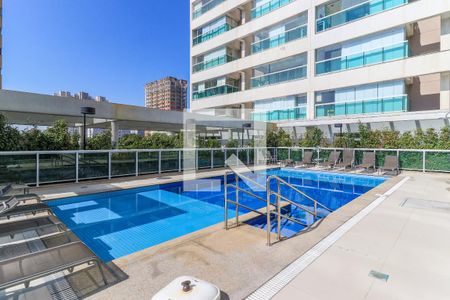 Apartamento à venda com 34m², 1 quarto e sem vaga Apartamento à venda com 34m², 1 quarto e sem vagaÁrea comum - Piscina