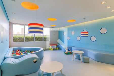 Apartamento à venda com 34m², 1 quarto e sem vaga Apartamento à venda com 34m², 1 quarto e sem vagaÁrea comum - Brinquedoteca