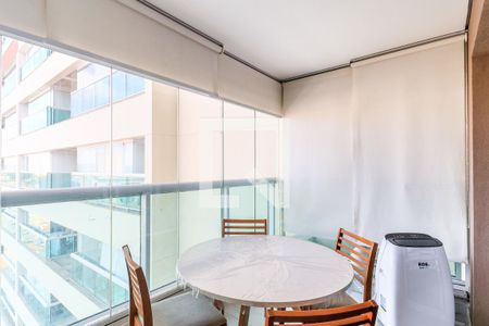 Apartamento à venda com 34m², 1 quarto e sem vaga Apartamento à venda com 34m², 1 quarto e sem vagaVaranda/Cozinha