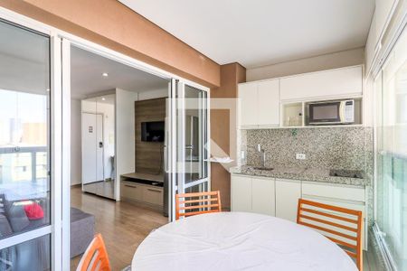 Apartamento à venda com 34m², 1 quarto e sem vaga Apartamento à venda com 34m², 1 quarto e sem vagaVaranda/Cozinha