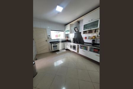 Casa à venda com 416m², 4 quartos e 3 vagas
