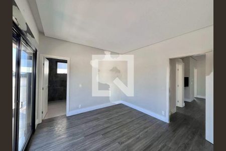 Casa à venda com 342m², 4 quartos e 4 vagas