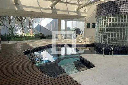 Casa à venda com 1100m², 6 quartos e 6 vagas