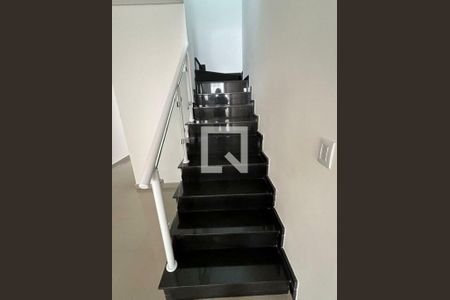 Casa à venda com 110m², 3 quartos e 2 vagas