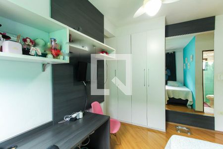 Casa à venda com 261m², 3 quartos e 4 vagas Casa à venda com 261m², 3 quartos e 4 vagasQuarto 2