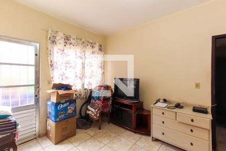 Casa à venda com 261m², 3 quartos e 4 vagas Casa à venda com 261m², 3 quartos e 4 vagasQuarto - Externo