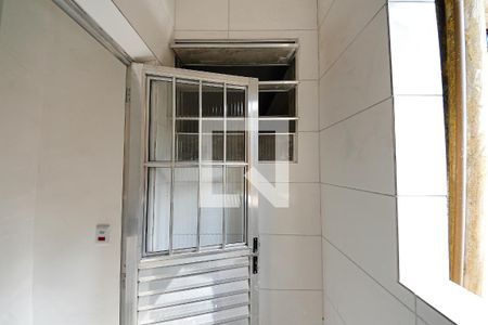 Casa para alugar com 60m², 2 quartos e sem vaga Casa para alugar com 60m², 2 quartos e sem vagaVaranda