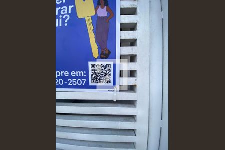 Casa à venda com 183m², 3 quartos e 3 vagas Casa à venda com 183m², 3 quartos e 3 vagasPlaca