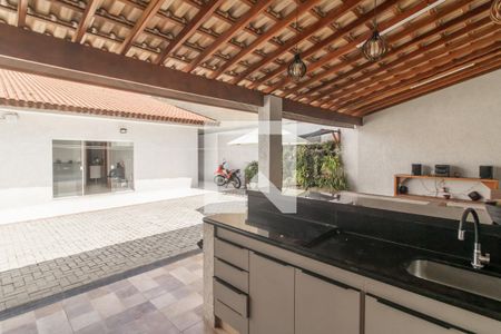 Casa à venda com 183m², 3 quartos e 3 vagas Casa à venda com 183m², 3 quartos e 3 vagasÁrea Gourmet