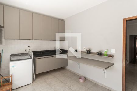 Casa à venda com 183m², 3 quartos e 3 vagas Casa à venda com 183m², 3 quartos e 3 vagasÁrea de Serviço