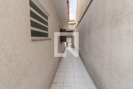Casa à venda com 183m², 3 quartos e 3 vagas Casa à venda com 183m², 3 quartos e 3 vagasCorredor