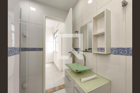 Apartamento à venda com 36m², 1 quarto e sem vaga Apartamento à venda com 36m², 1 quarto e sem vagaBanheiro Corredor